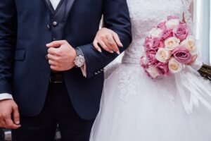 Moda gotycka – stylizacje pełne mroku i charakteru